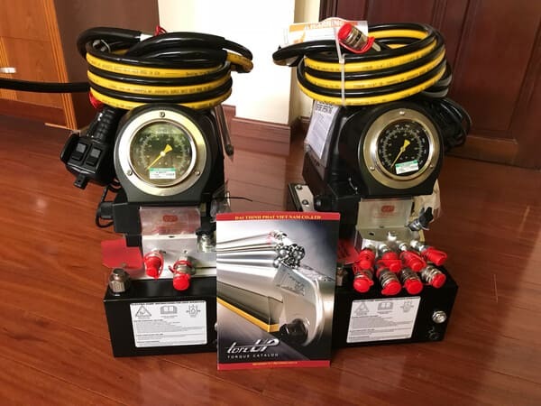 bơm điện thủy lực