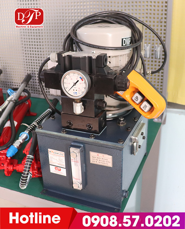 bom-dau-thuy-luc-dtp-3