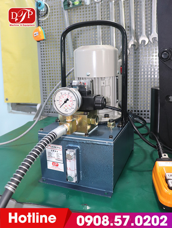 bom-dau-thuy-luc-dtp-5