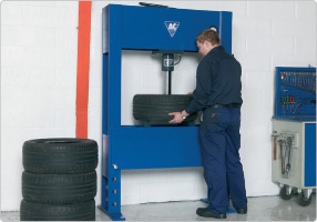 MÁY ÉP THỦY LỰC 40 TẤN P40H